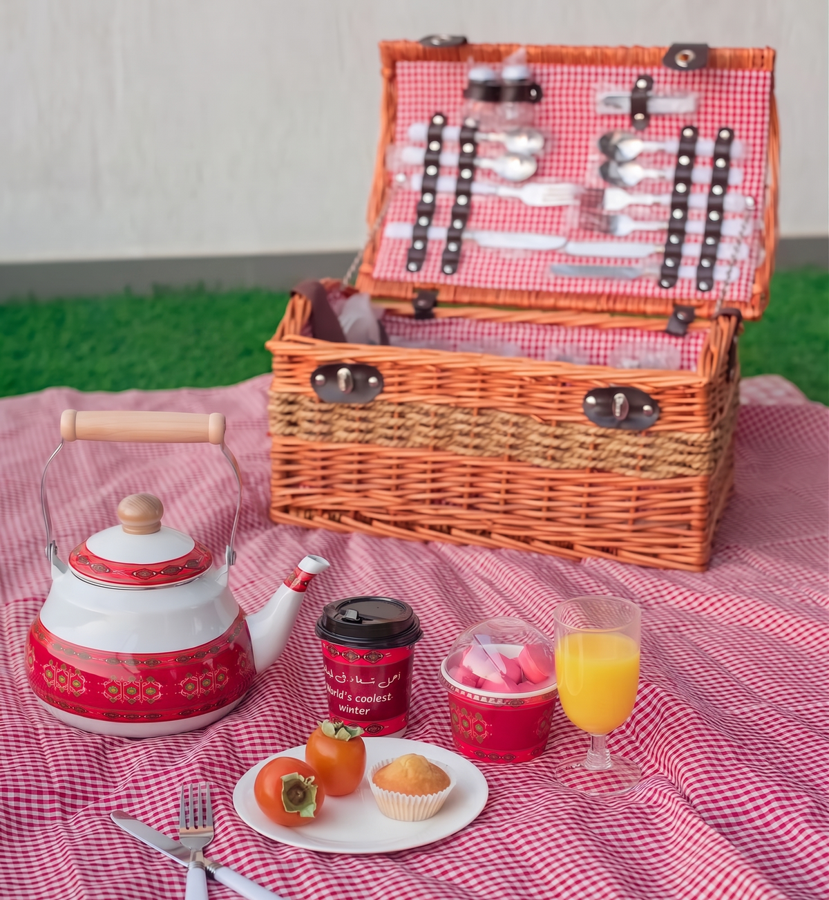 Picnic & Outdoor Dining